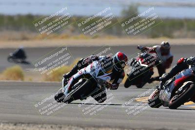 media/Oct-08-2022-SoCal Trackdays (Sat) [[1fc3beec89]]/Turn 14 (1050am)/